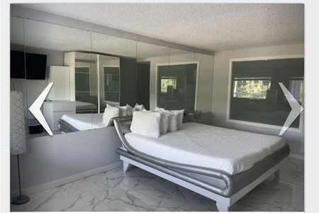 Room 228 King Modest Upgrade Exterior    